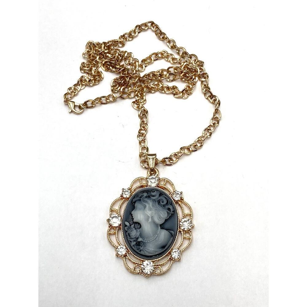 Cameo Pendant Necklace, Gold Tone Setting and Gray Faux Cameo Filigree Gold Tone